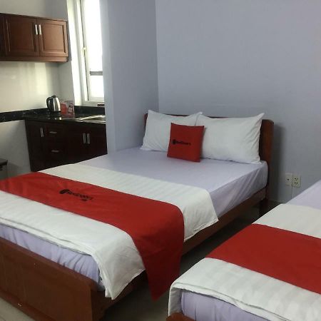 Reddoorz Near Hoa Lu Stadium Ho Chi Minh-Byen Eksteriør billede