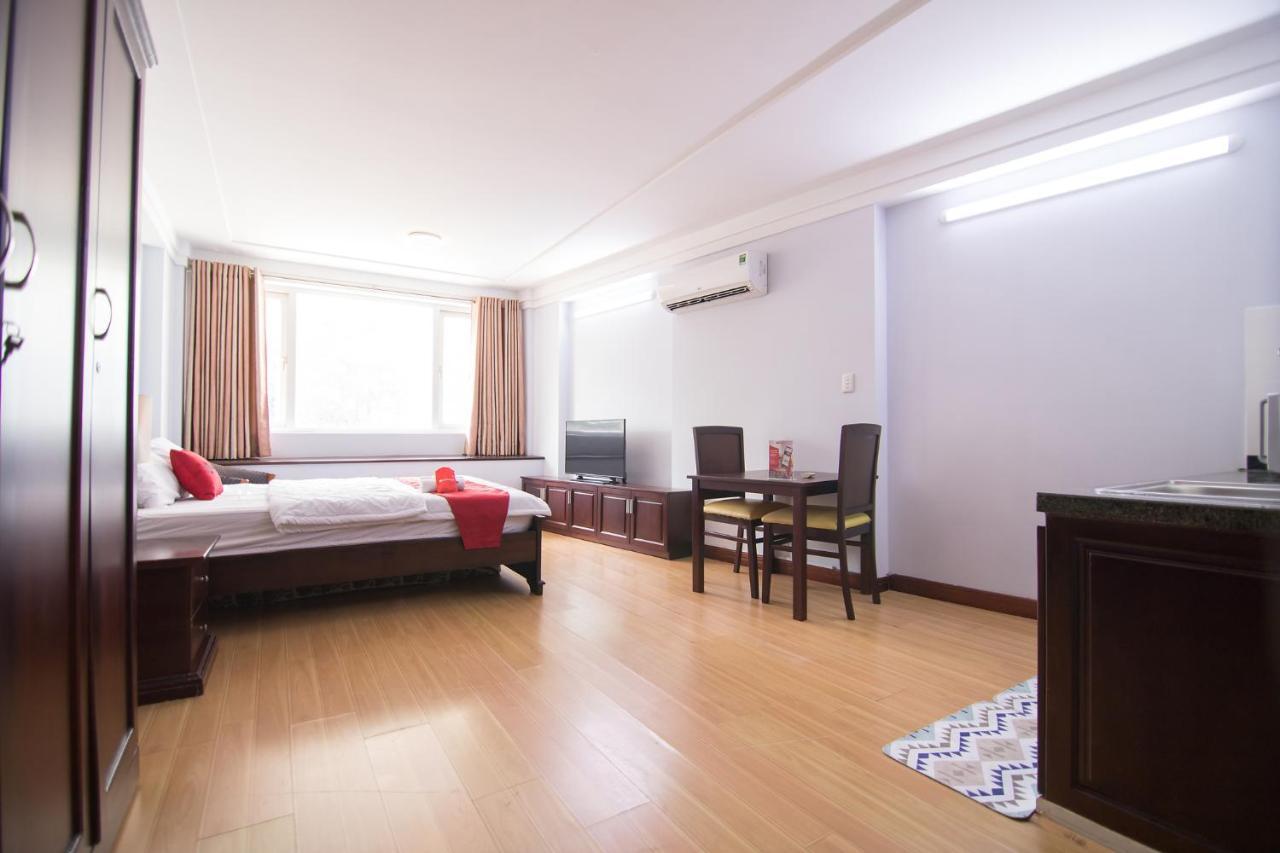 Reddoorz Near Hoa Lu Stadium Ho Chi Minh-Byen Eksteriør billede