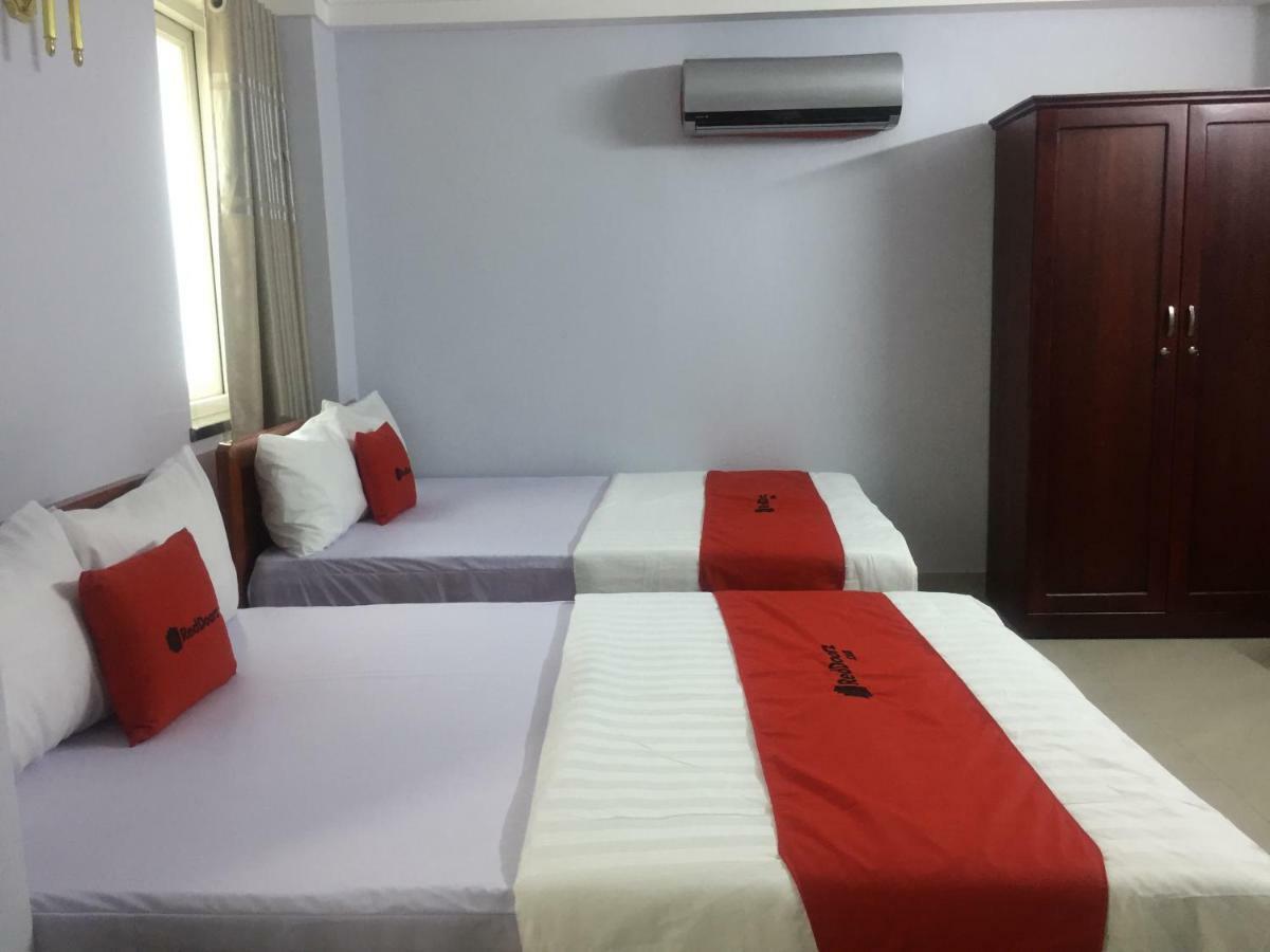 Reddoorz Near Hoa Lu Stadium Ho Chi Minh-Byen Eksteriør billede
