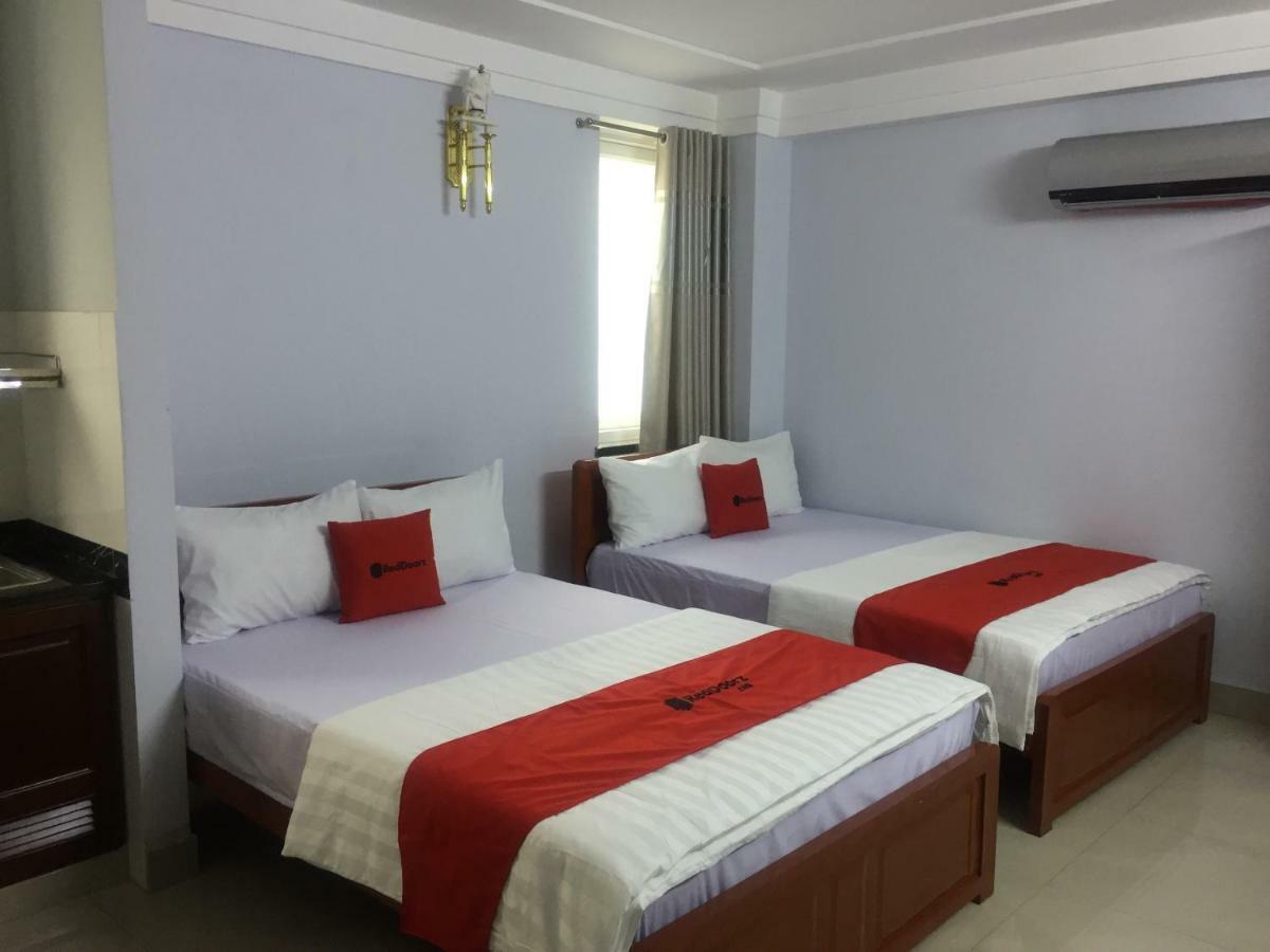 Reddoorz Near Hoa Lu Stadium Ho Chi Minh-Byen Eksteriør billede